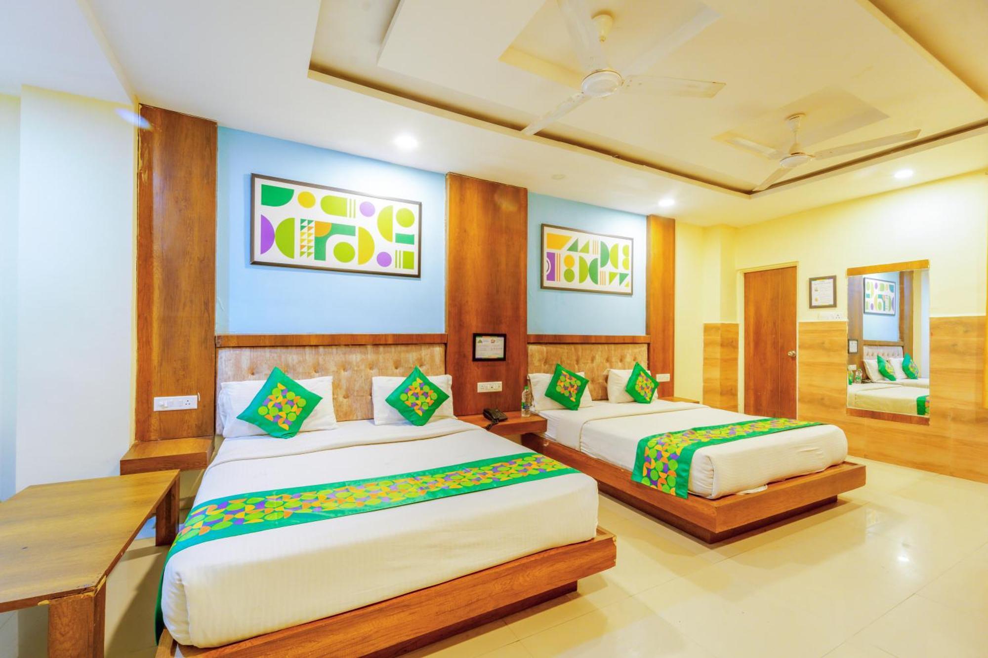 Treebo Royal Empire Indore Exterior photo
